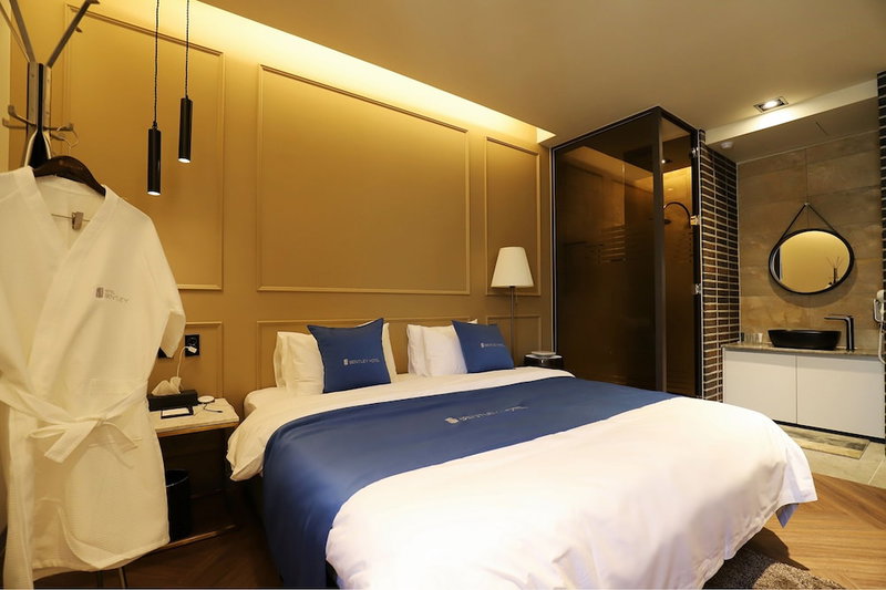 Hotel Bentley, Chuncheon, South Korea