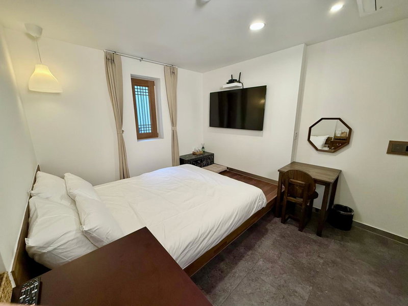 Hotel Firststay Hongdae, Seoul, South Korea