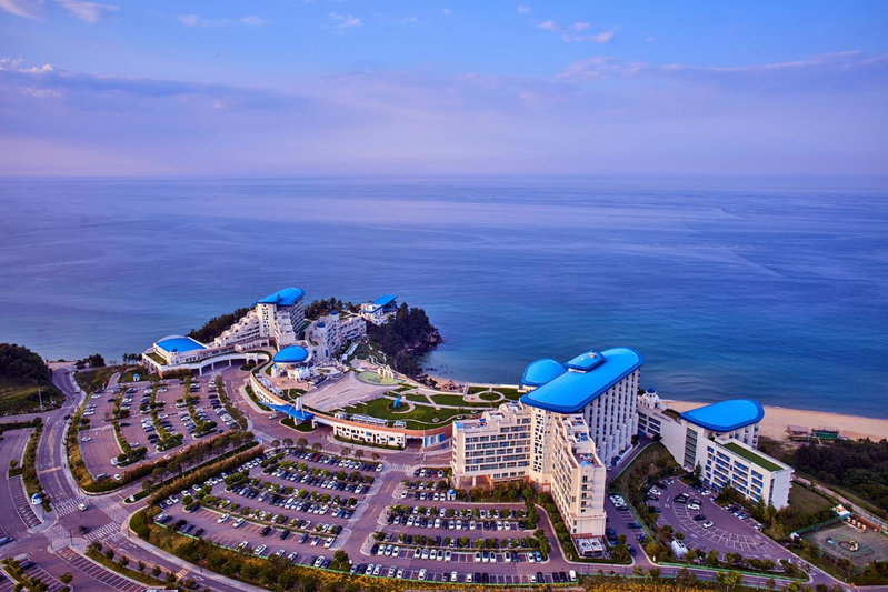 Sol Beach Samcheok, Santyoku, South Korea