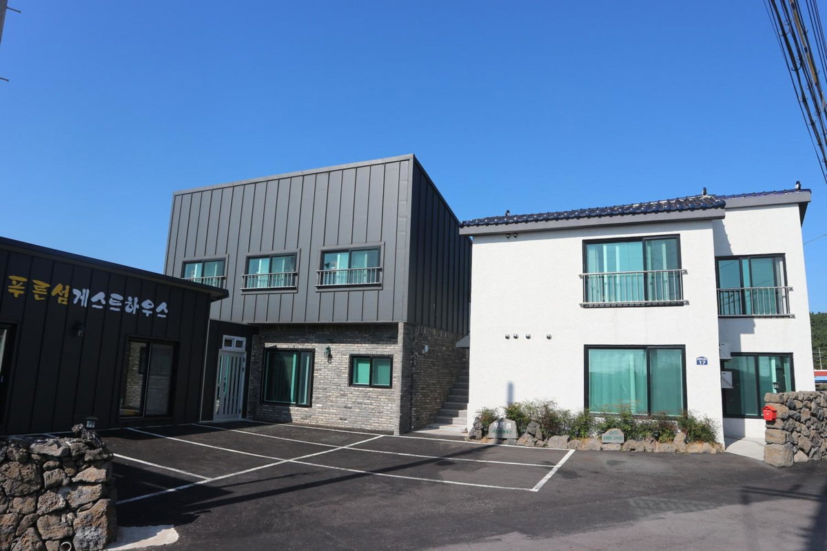 Hotel · Blue Island Guesthouse, Seogwipo