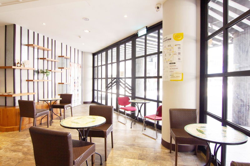 CHECK inn Taichung Ziyou, Taichung, Taiwan