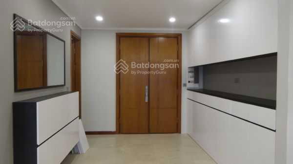 Apartment for rent in Hanoi, Vietnam · Ciputra Hanoi · 3 rooms, 2 baths