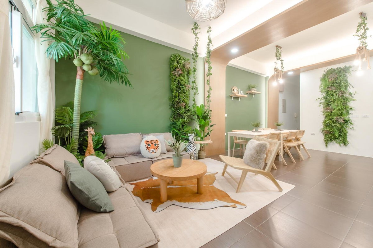 Pet Friendly Bear Station Smart Stay, Taiwan
