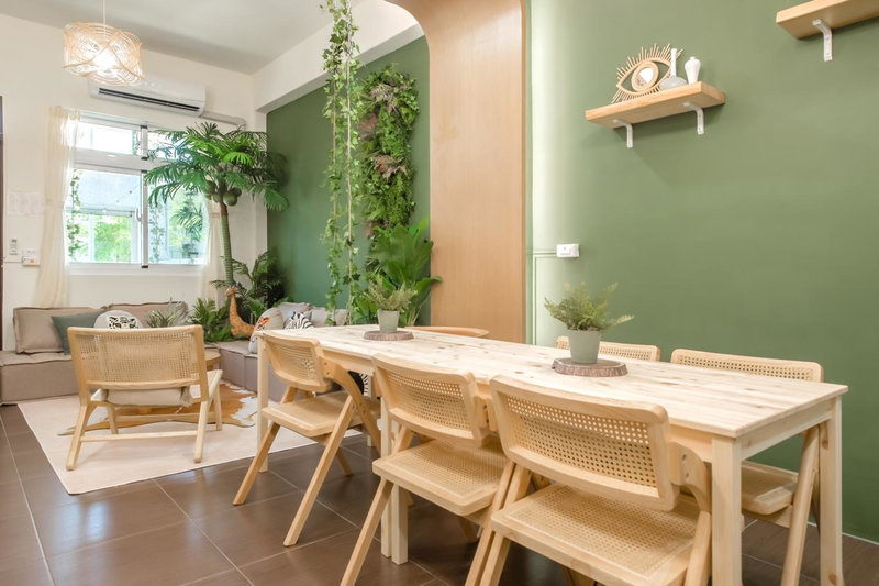 Pet Friendly Bear Station Smart Stay, Taitung City, Taiwan