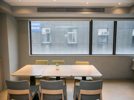 Royal Inn Taipei Linsen - Huashan 1914 Creative Park, Taipei, Taiwan