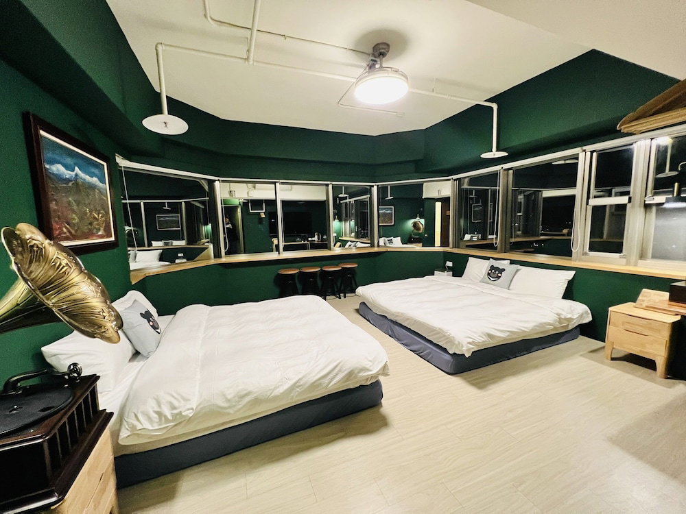 An Lan Jie Hotel - Hostel, Taiwan