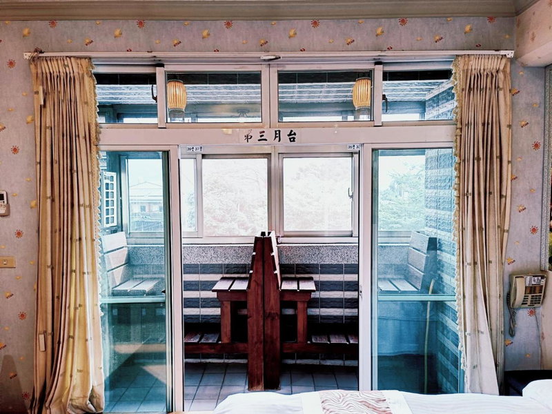 Jinge Guest House 集集金格民宿電動車充電站, Lugu, 台湾