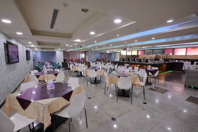 Chuan Fu Hotel, Taichung, 台湾