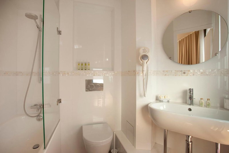 Hôtel Parc Saint-Séverin - Esprit de France, Paris, France
