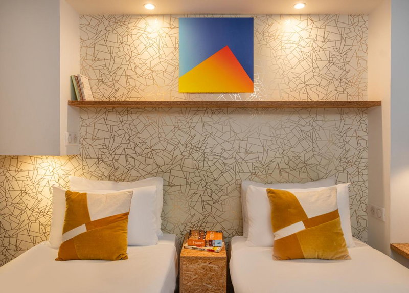 Hotel Izzy, Vanves, France