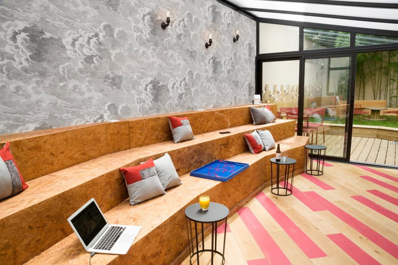 Hotel Izzy, Vanves, France