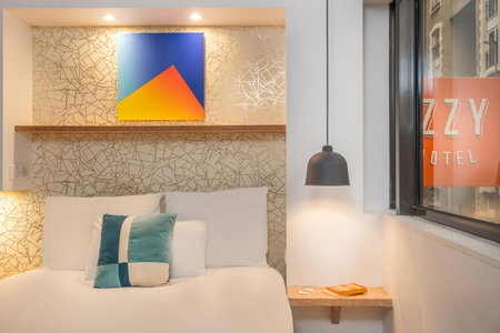 Hotel Izzy, Vanves, France