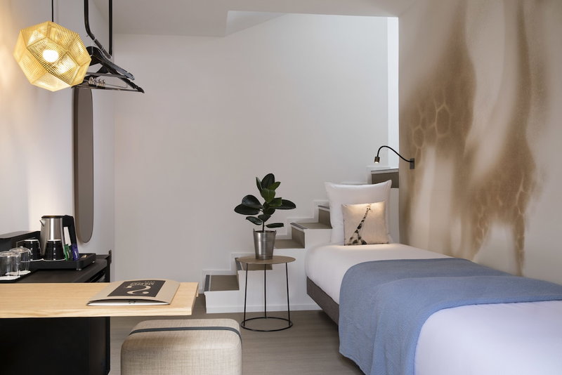 Hotel Les Deux Girafes, Paris, France