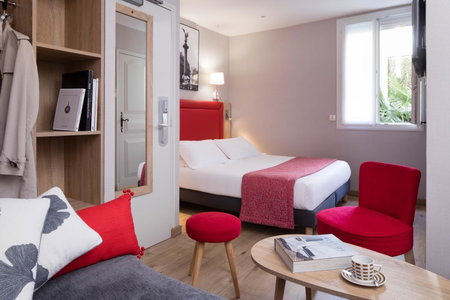 Hotel Daumesnil-Vincennes, Vincennes, France