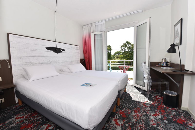 Hôtel Kyriad La Rochelle Centre Ville, La Rochelle, France