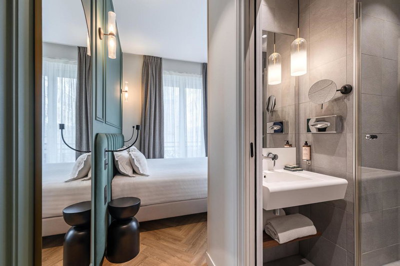 Hotel Elysée Secret, Levallois-Perret, France