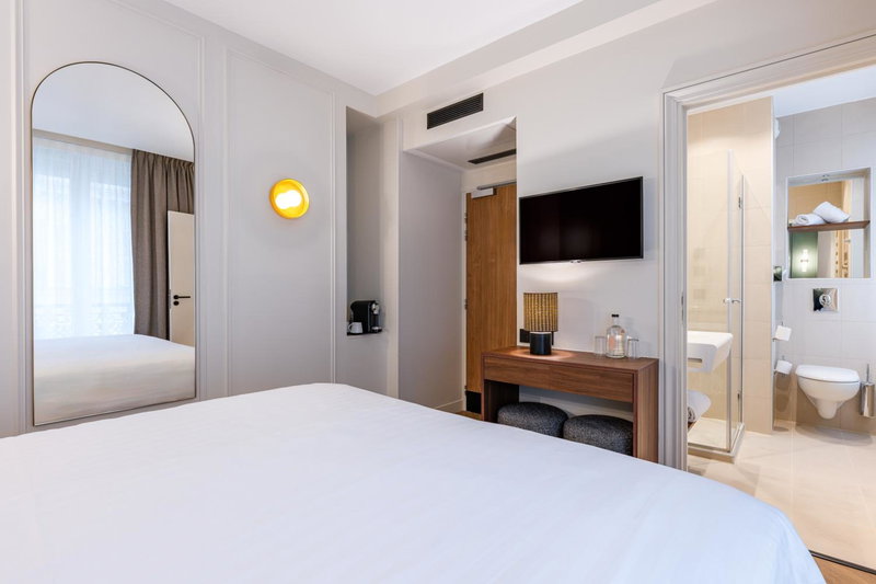 Hotel Elysée Secret, Levallois-Perret, France