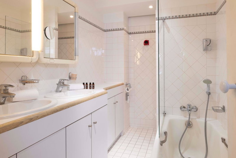 Hôtel Saint Pierre, Paris, France