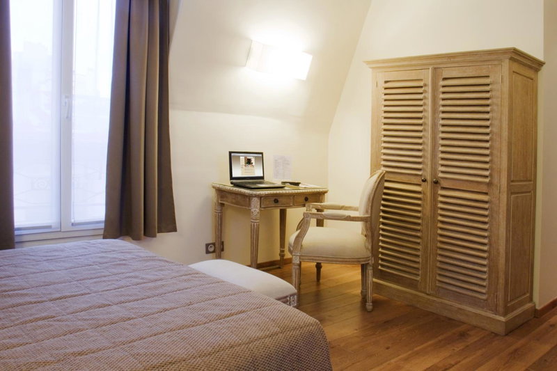 Hôtel Du Printemps, Saint-Mande, France