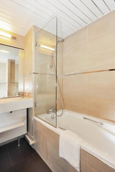 Best Western Plus Le Moderne, Caen, France
