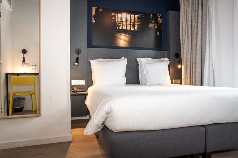 Hôtel Des Arts-Bastille, Paris, France