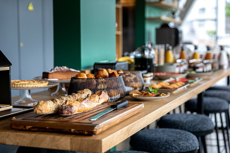 Best Western M-Treize Paris Asnieres, Gennevilliers, France