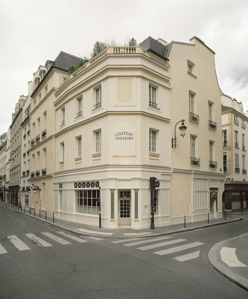 Hôtel Château Voltaire, France
