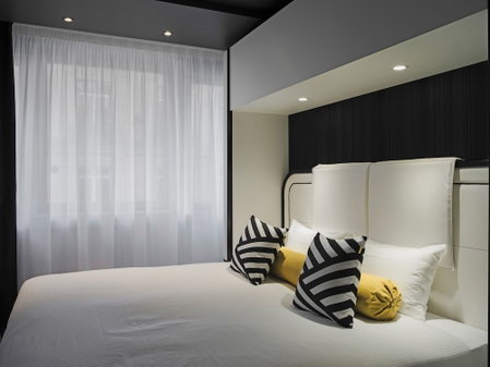 Hotel EKTA, Neuilly-sur-Seine, France