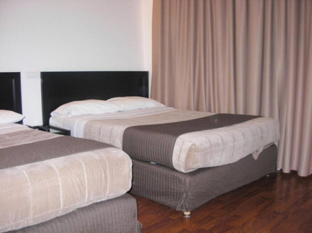 Hotel COSMOTEL MARAIS REPUBLIQUE PARIS, Paris, France