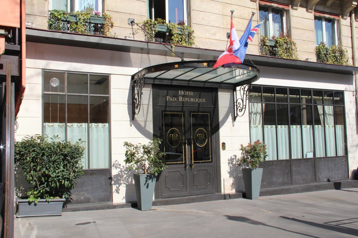 Hotel · The Originals City Hotel Paix Republique, Paris