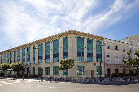 Séjours & Affaires Serris Val d'Europe Rive Gauche, Lagny-sur-Marne, France