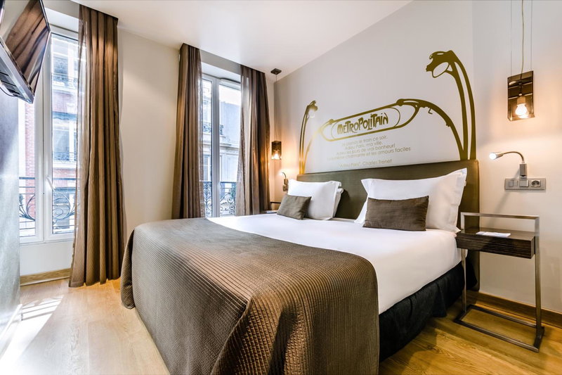 Exe Panorama, Paris, France