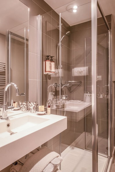 Hôtel Helzear Champs Elysées, Neuilly-sur-Seine, France