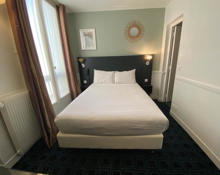 Hôtel Etoile Trocadéro, Neuilly-sur-Seine, France