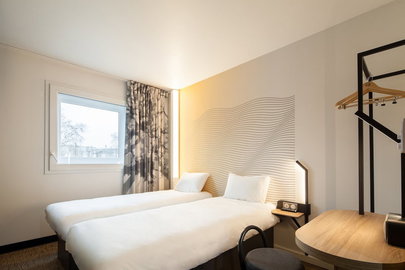 B&B HOTEL NANTERRE Rueil Malmaison, Nanterre, France