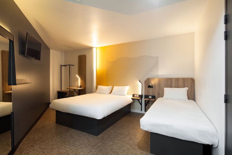 B&B HOTEL NANTERRE Rueil Malmaison, Nanterre, France