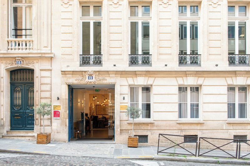 Hotel Helzear Etoile, Neuilly-sur-Seine, France
