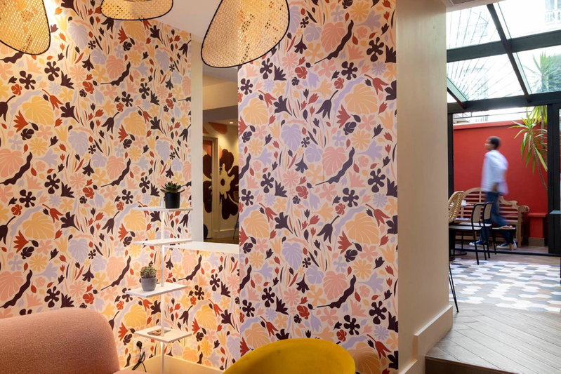 Hotel Elysees 8, Clichy, France