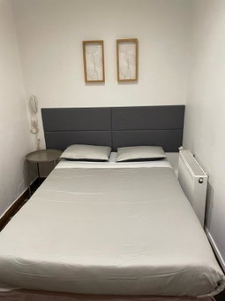 Hôtel de l'Europe, Clichy, France