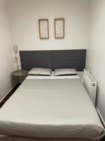 Hôtel de l'Europe, Clichy, France