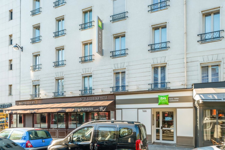 ibis Styles Paris Eiffel Cambronne, Vanves, France