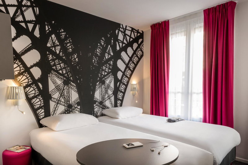 ibis Styles Paris Eiffel Cambronne, Vanves, France