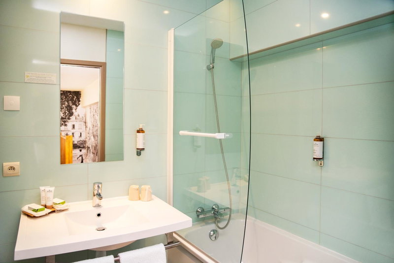 Best Western Plus Hôtel Colbert, Chateauroux, France