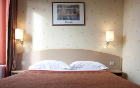 Hotel Transcontinental, Montrouge, France