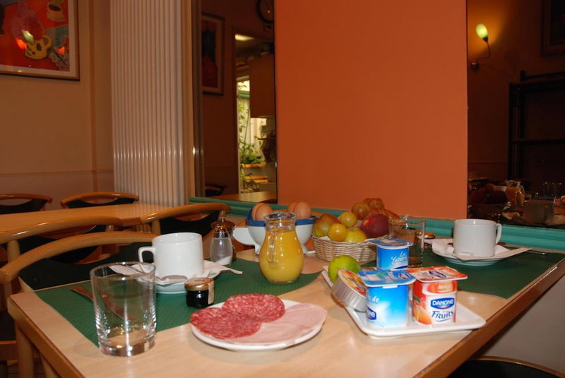 Hotel Transcontinental, Montrouge, France