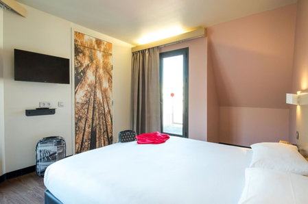B&B HOTEL Marseille Centre La Timone, Marseille 05, France