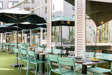 Novotel Lyon Gerland, Sainte-Foy-les-Lyon, France