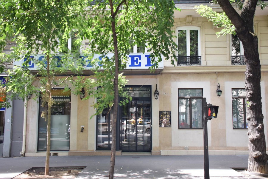 Est Hotel, Paris, France