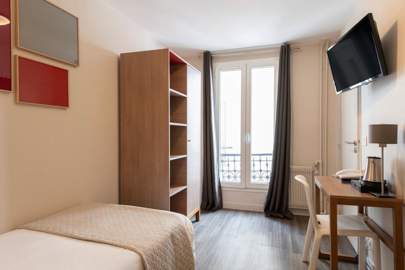 Est Hotel, Paris, France