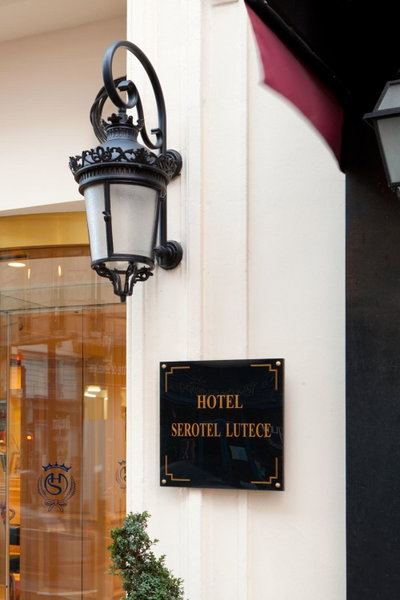 Hôtel Serotel Lutèce, Paris, France